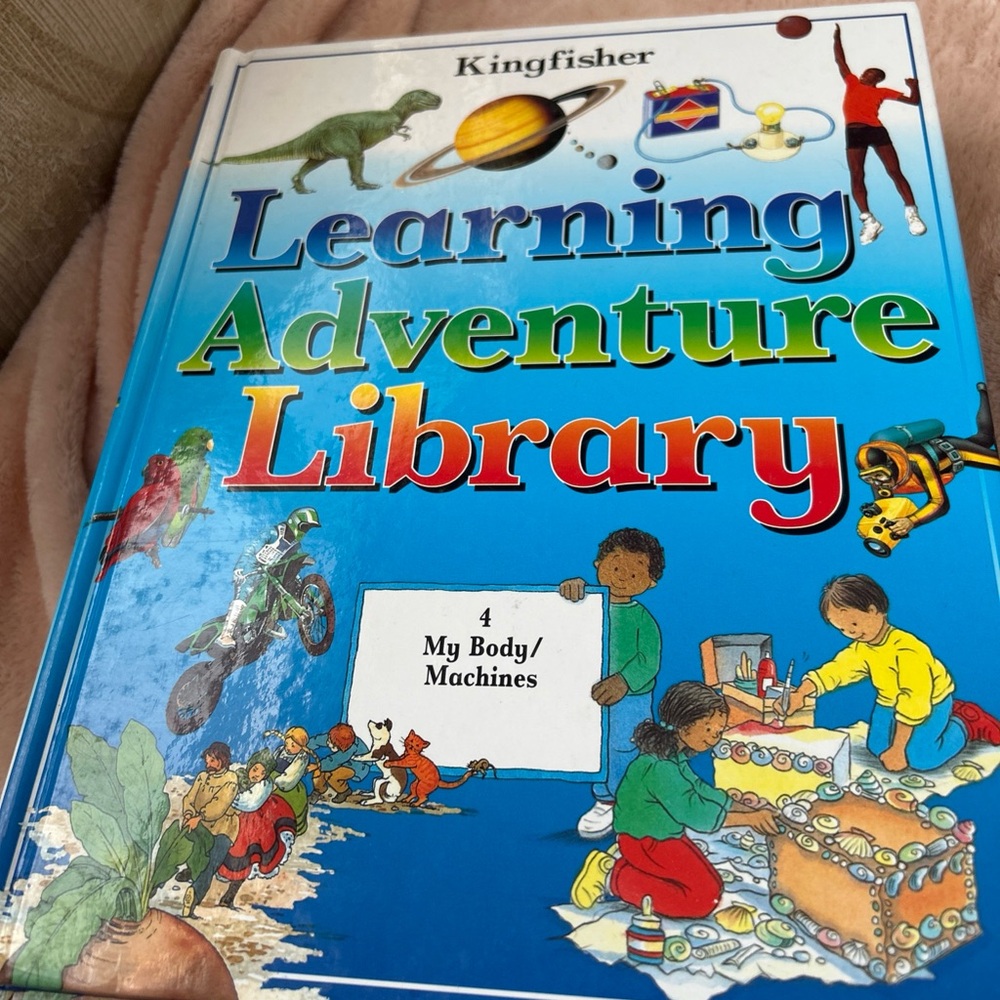 Learning Adventure Library - Vibrant Blue - Picture 5 of 5